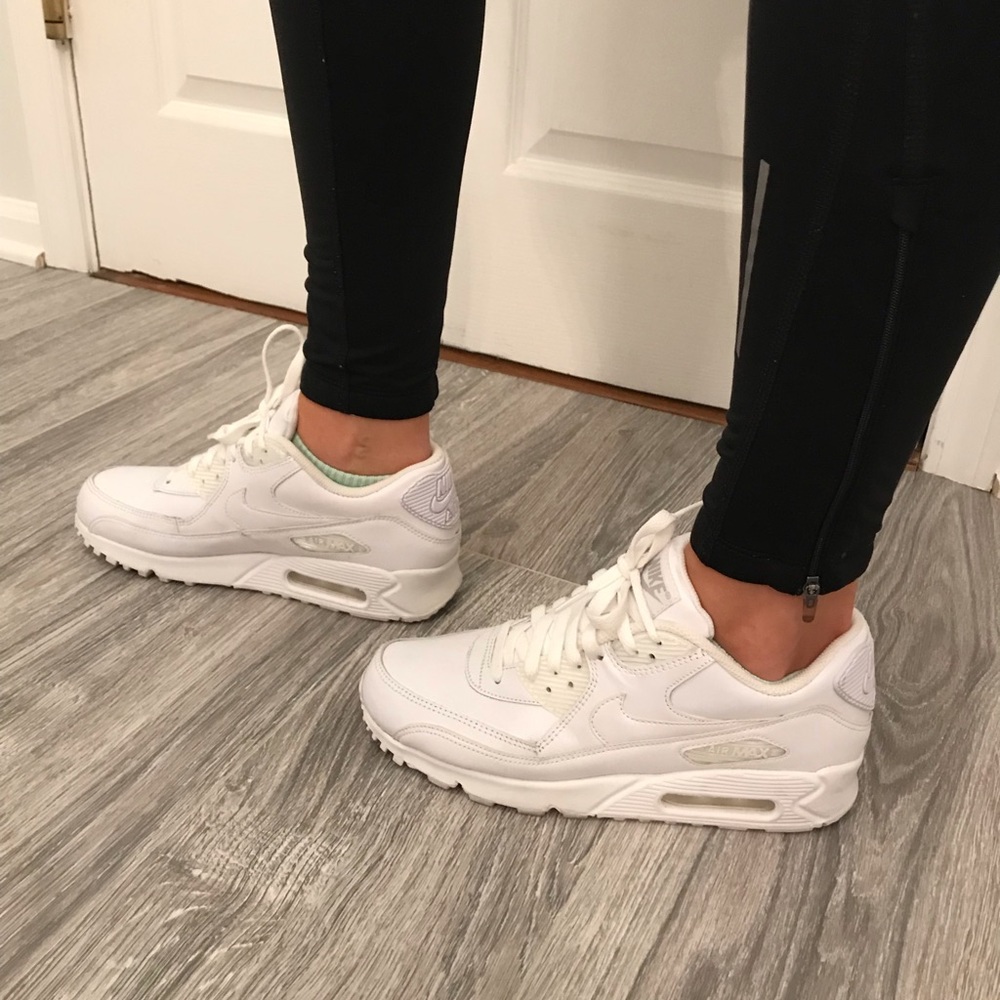 NIKE AIR MAX 90 Size 7.5